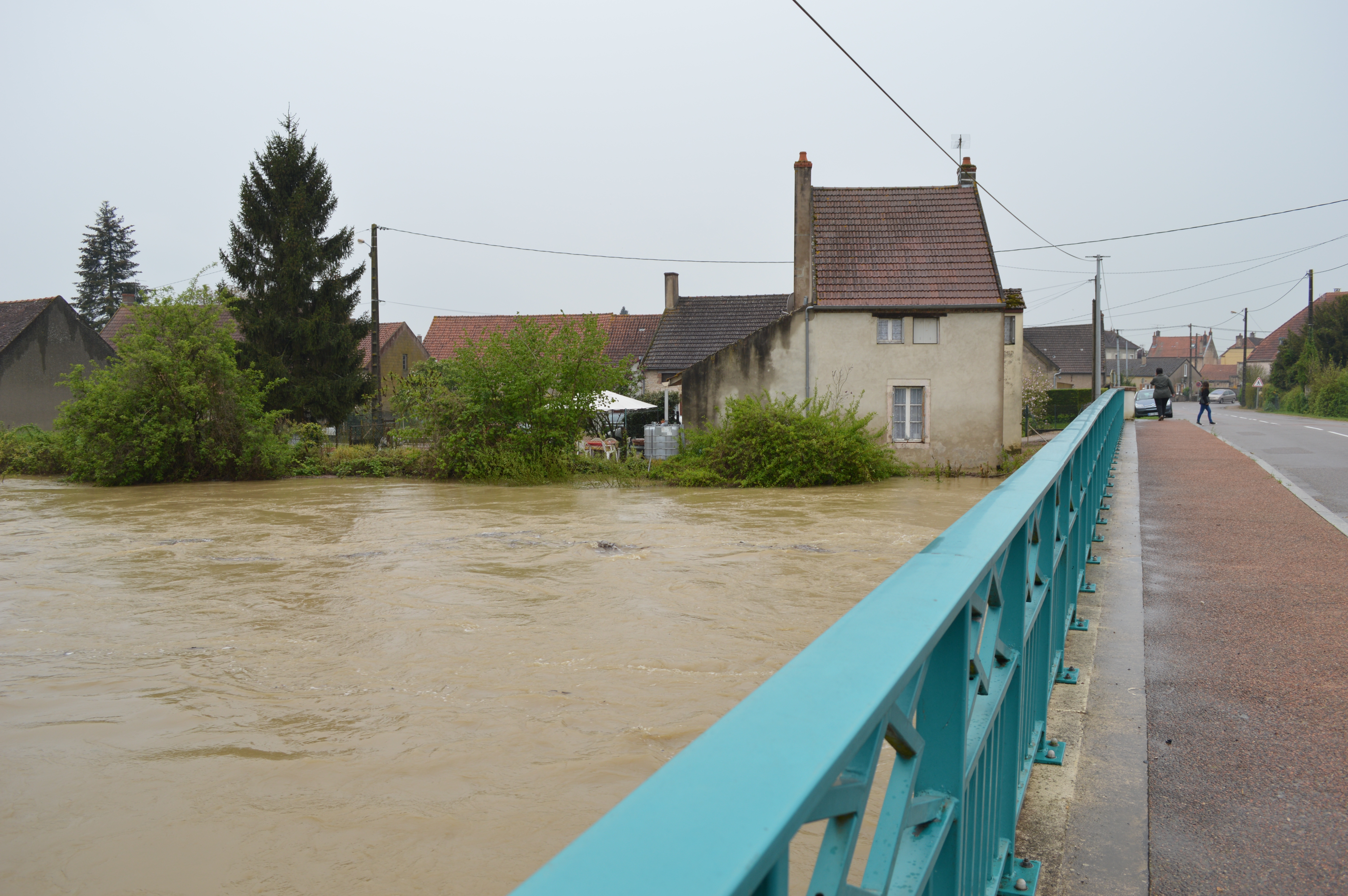 Crue de l'Ouche, en mai 2013, à Touhans